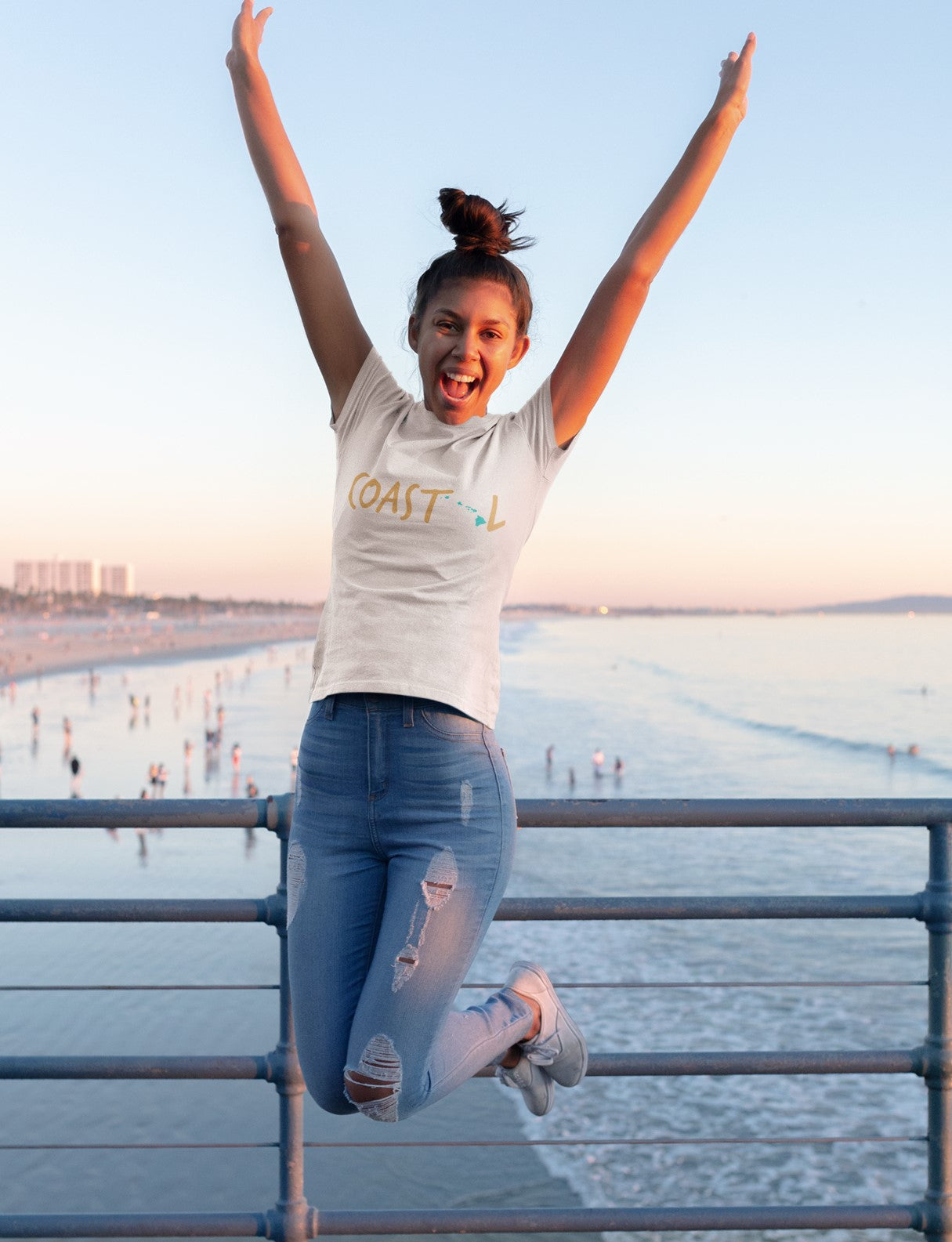 Coastal Hawaii Sunset Gold Unisex Jersey Tee